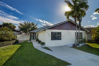 3620 SW 112th Pl, Miami, FL 33165