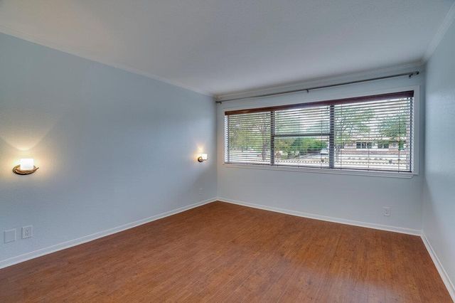 8888 Tallwood DR 2206, Austin, TX 78759