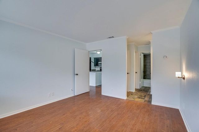 8888 Tallwood DR 2206, Austin, TX 78759