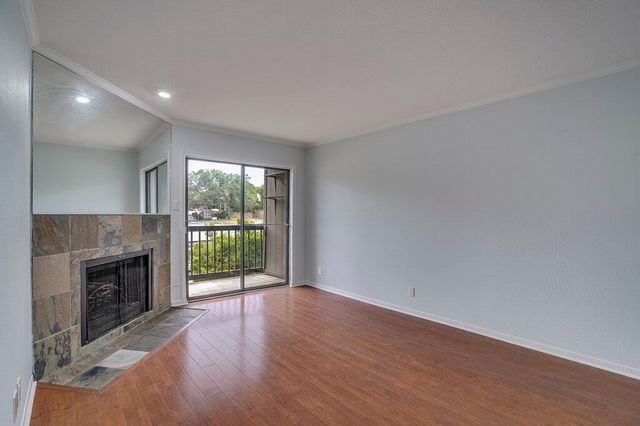 8888 Tallwood DR 2206, Austin, TX 78759