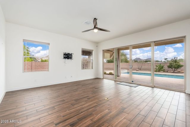 16303 N 2ND Avenue, Phoenix, AZ 85023