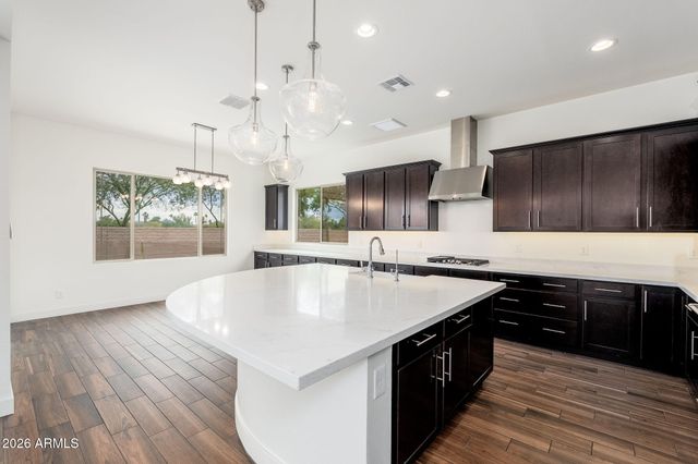 16303 N 2ND Avenue, Phoenix, AZ 85023