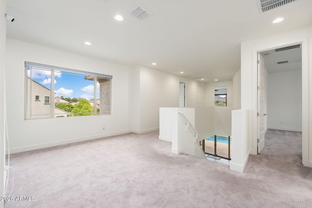 16303 N 2ND Avenue, Phoenix, AZ 85023