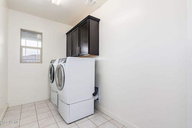 16303 N 2ND Avenue, Phoenix, AZ 85023