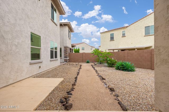 16303 N 2ND Avenue, Phoenix, AZ 85023