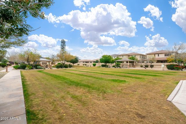 16303 N 2ND Avenue, Phoenix, AZ 85023