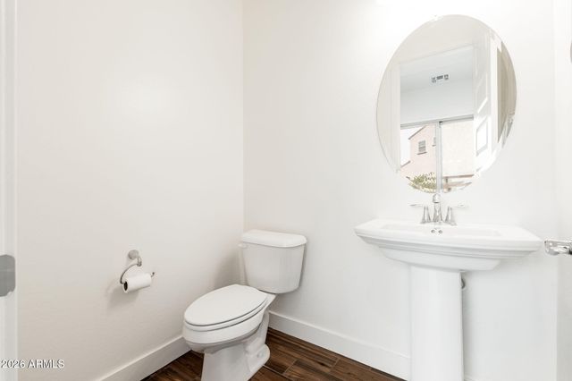 16303 N 2ND Avenue, Phoenix, AZ 85023