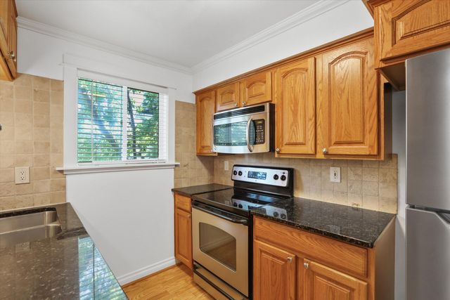837 S Cowley St, Spokane, WA 99202