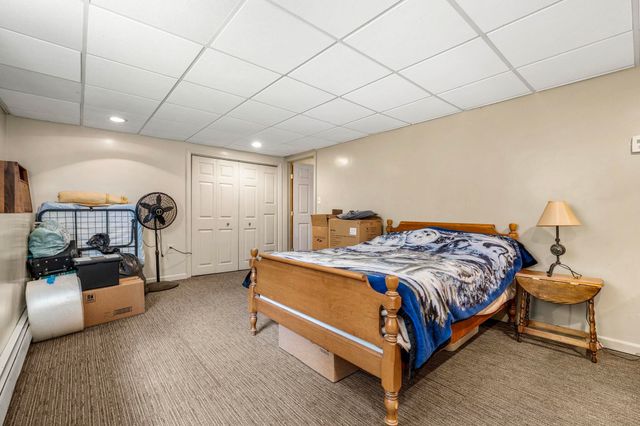 9 Dee Dee Drive, Sandown, NH 03873