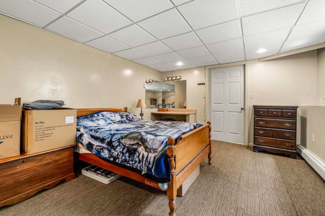 9 Dee Dee Drive, Sandown, NH 03873