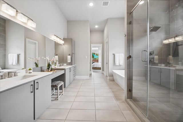 1335 Du Barry Lane, Houston, TX 77018