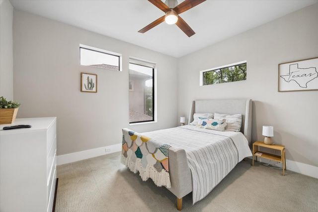 1335 Du Barry Lane, Houston, TX 77018