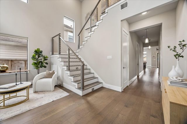 1335 Du Barry Lane, Houston, TX 77018