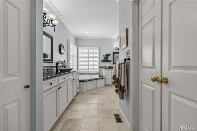 2603 Stonebriar Ridge Court, Chesterfield, MO 63017