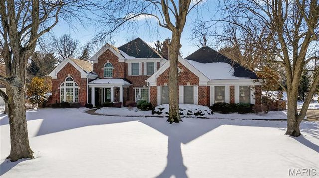 2603 Stonebriar Ridge Court, Chesterfield, MO 63017