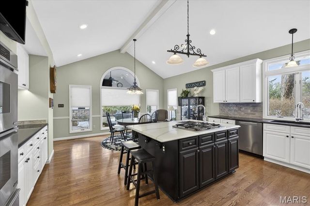 2603 Stonebriar Ridge Court, Chesterfield, MO 63017