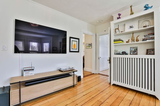 107 Central Ave, Milton, MA 02186