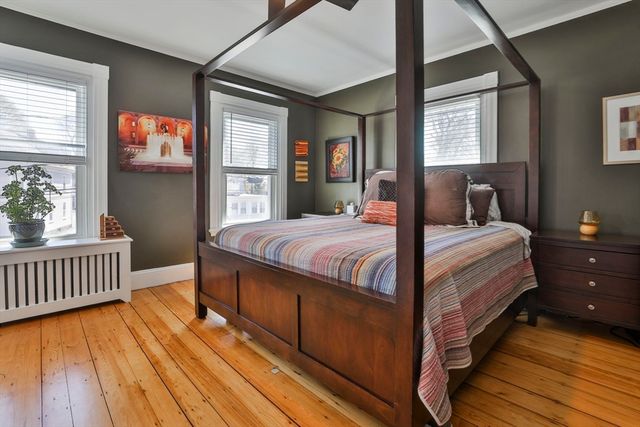 107 Central Ave, Milton, MA 02186