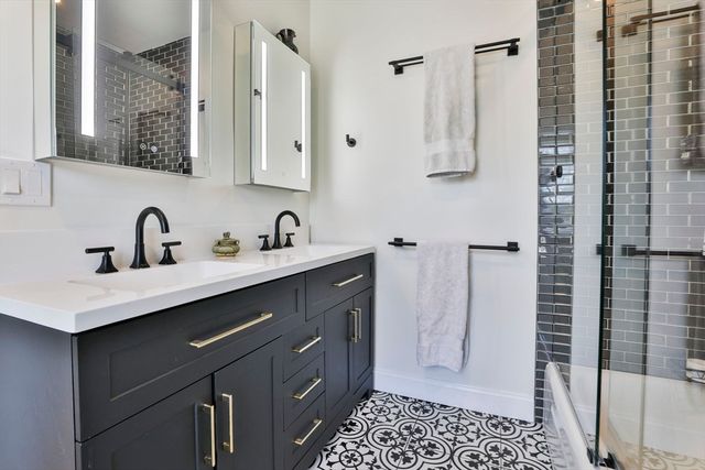 107 Central Ave, Milton, MA 02186