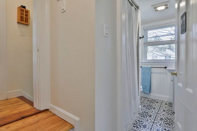107 Central Ave, Milton, MA 02186