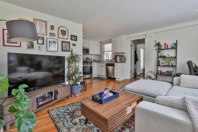 107 Central Ave, Milton, MA 02186
