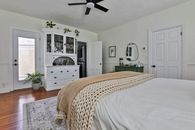107 Central Ave, Milton, MA 02186