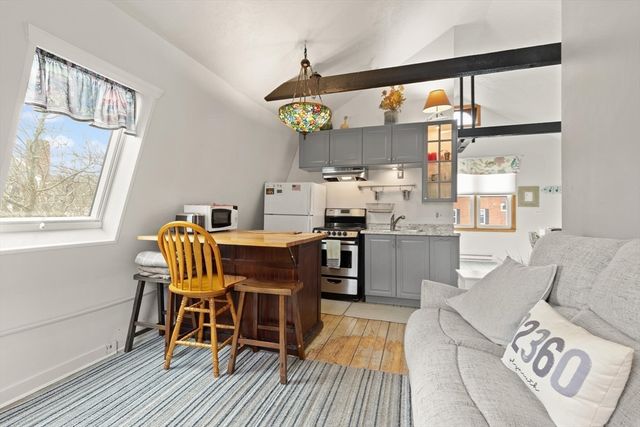 8-R North Street 5C, Plymouth, MA 02360