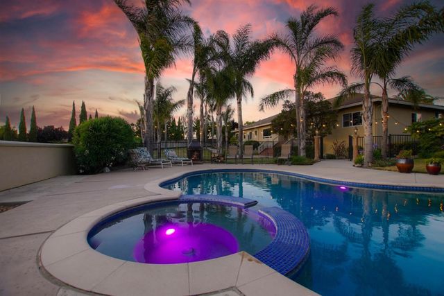 303 Taryn Court, Hollister, CA 95023