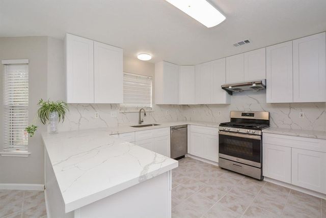 8360 Golf Green Circle, Houston, TX 77036