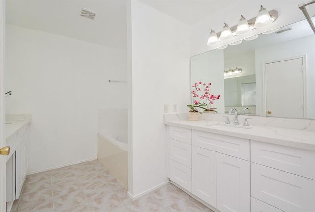8360 Golf Green Circle, Houston, TX 77036