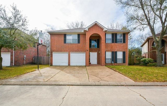 8360 Golf Green Circle, Houston, TX 77036
