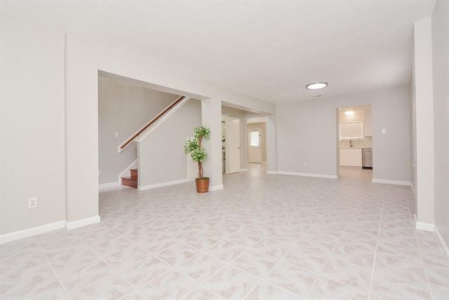8360 Golf Green Circle, Houston, TX 77036