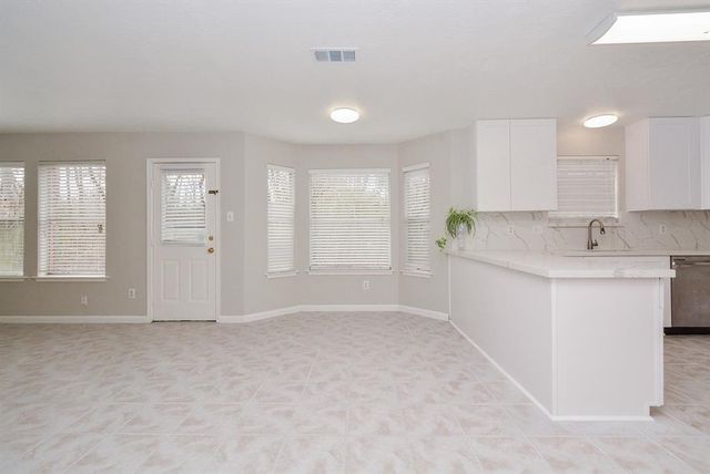 8360 Golf Green Circle, Houston, TX 77036