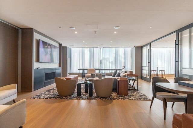 380 Harrison Ave 1126, Boston, MA 02118