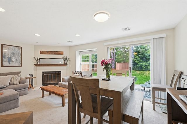 510 Ridgefield Cir C, Clinton, MA 01510