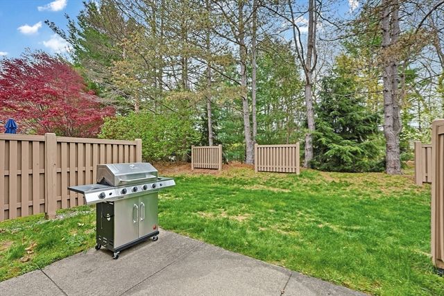 510 Ridgefield Cir C, Clinton, MA 01510