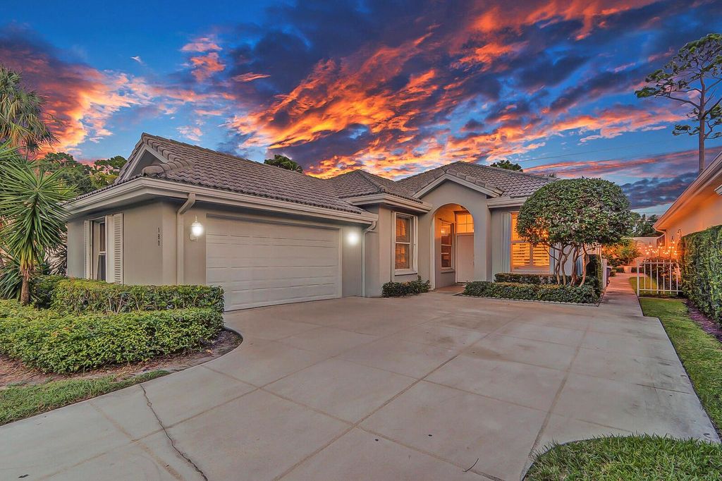 180 S Hampton Drive, Jupiter, FL 33458