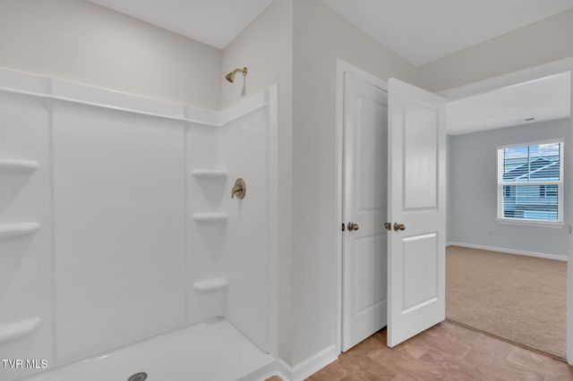 1075 Edison Road, Johnson City, TN 37615
