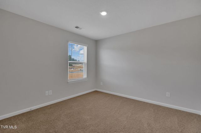 1075 Edison Road, Johnson City, TN 37615
