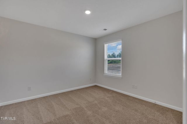 1075 Edison Road, Johnson City, TN 37615