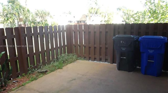 220 San Remo Boulevard 220, North Lauderdale, FL 33068