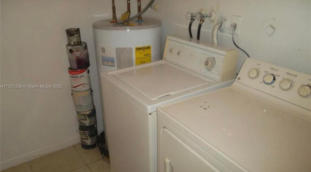 220 San Remo Boulevard 220, North Lauderdale, FL 33068