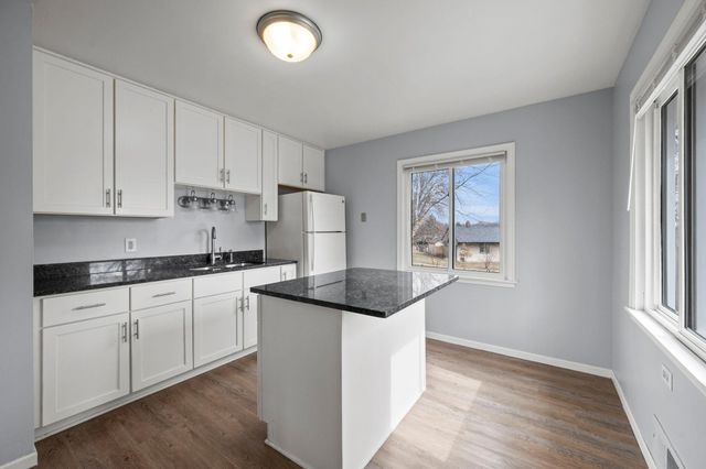 700 Edgar Avenue, Saint Paul, MN 55117