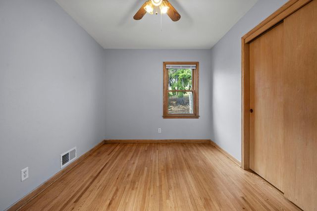 700 Edgar Avenue, Saint Paul, MN 55117