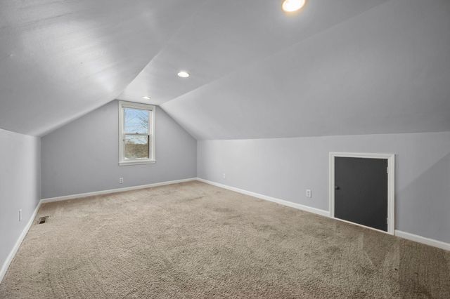 700 Edgar Avenue, Saint Paul, MN 55117