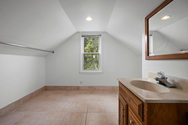 700 Edgar Avenue, Saint Paul, MN 55117