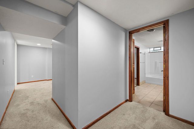 700 Edgar Avenue, Saint Paul, MN 55117