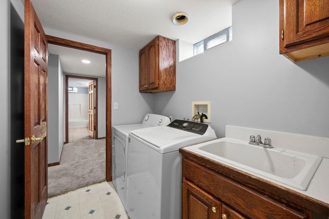 700 Edgar Avenue, Saint Paul, MN 55117