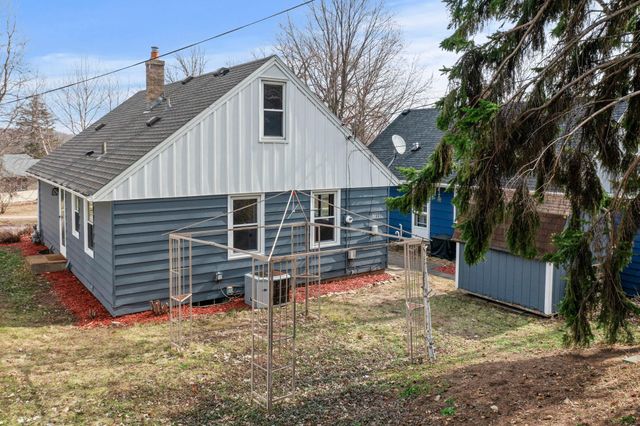 700 Edgar Avenue, Saint Paul, MN 55117