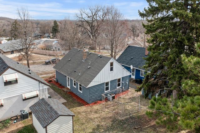 700 Edgar Avenue, Saint Paul, MN 55117